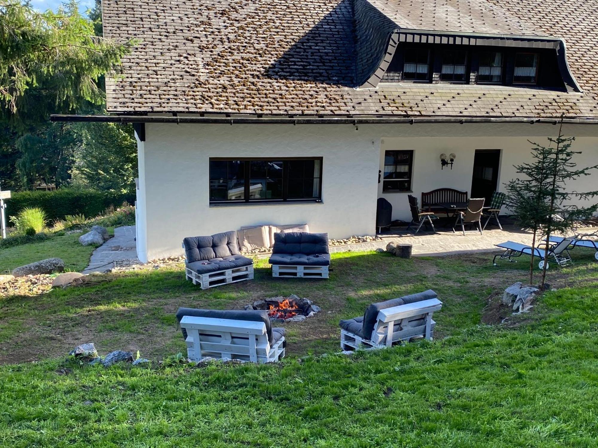 Schwarzwald-Villa mit Indoor-Pool Feldberg  Exterior foto
